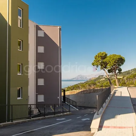 Exclusive Penthouse Big Blue With Private Jacuzzi * Makarska