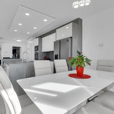 Apartman Exclusive Penthouse Big Blue With Private Jacuzzi