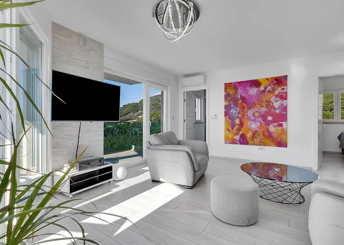 Exclusive Penthouse Big Blue With Private Jacuzzi Apartment *