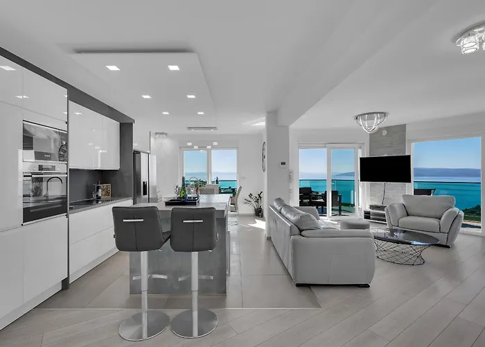 Exclusive Penthouse Big Blue With Private Jacuzzi * Makarska