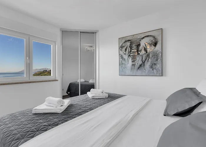 Apartment Exclusive Penthouse Big Blue With Private Jacuzzi Makarska