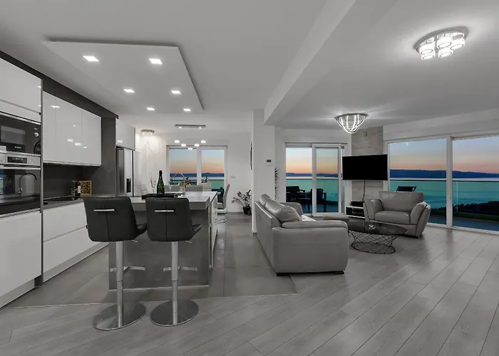 Exclusive Penthouse Big Blue With Private Jacuzzi * Makarska