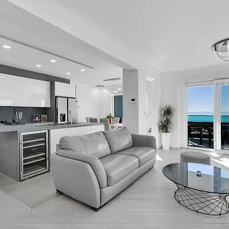 Exclusive Penthouse Big Blue With Private Jacuzzi Apartment